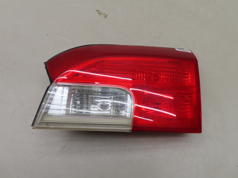 2010-2017 GMC Terrain RIGHT INNER TAILLIGHT LAMP OEM