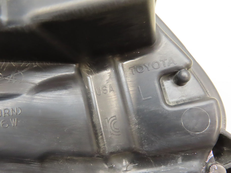 2021-2024 TOYOTA SIENNA FRONT LEFT DRIVER SIDE HEADLIGHT LED OEM 9346