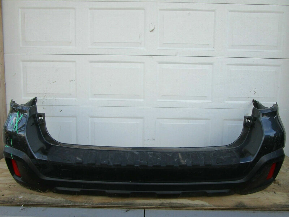 2018-2019 SUBARU OUTBACK REAR BUMPER COVER PANEL ASSEMBLY W/ LIGHTS 18 19 OEM