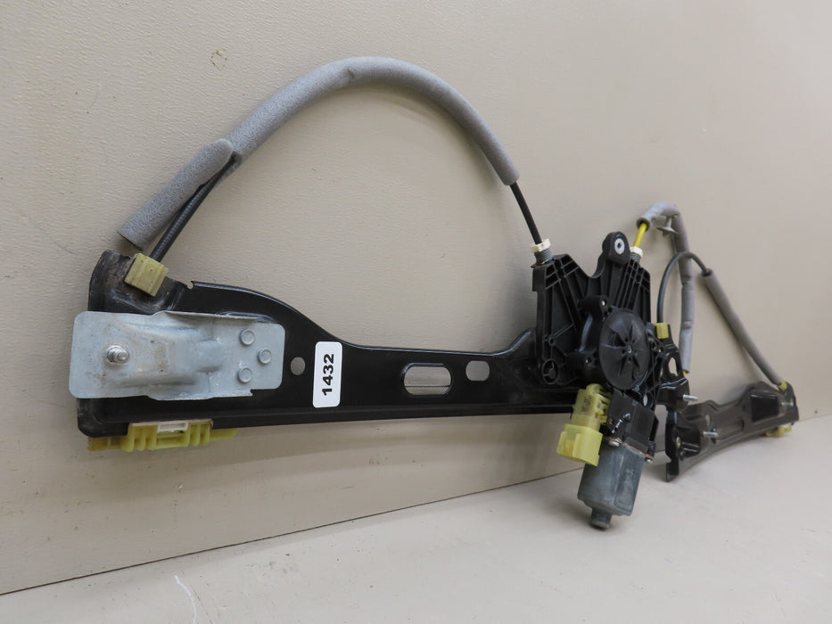2013-2020 FORD FUSION FRONT LEFT DRIVER SIDE WINDOW REGULATOR W/MOTOR OEM