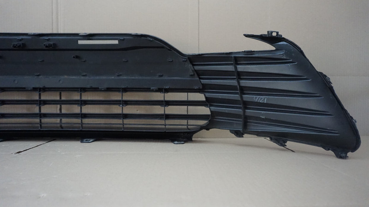 2021-2022 TOYOTA CAMRY FRONT BUMPER CENTER GRILLE GRILL TRIM BLACK OEM 21 22