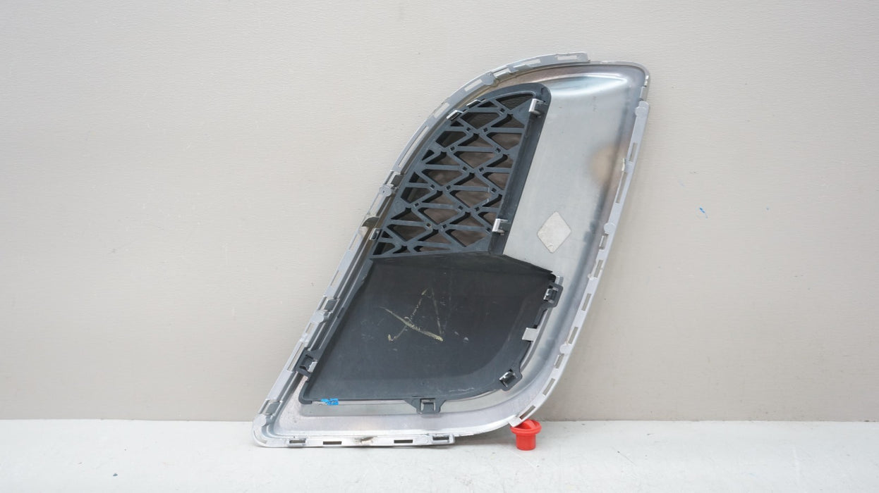 2012-2017 BUICK REGAL FRONT RIGHT FOG LIGHT TRIM COVER OEM 13267844