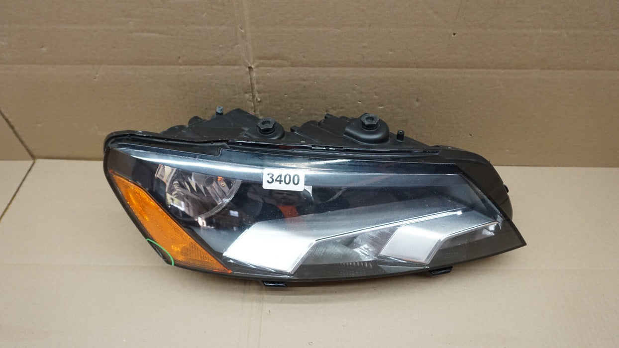 2012-2015 VOLKASWAGEN PASSAT FRONT RIGHT PASSENGER SIDE HEADLIGHT OEM