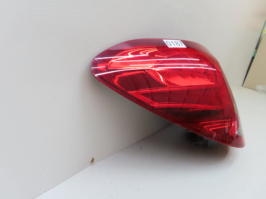 2015 2016 2017 2018  Mercedes C Class Sedan LEFT TAILLIGHT LAMP HALOGEN/LED OEM