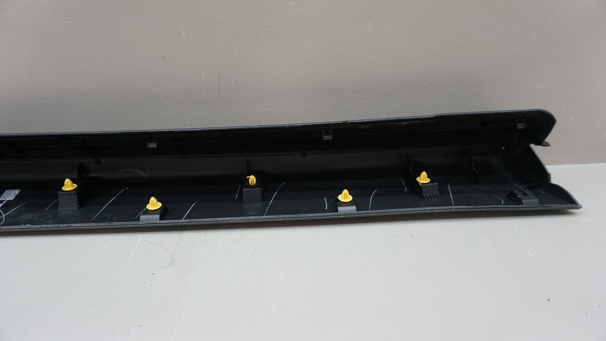 2014-2019 TOYOTA HIGHLANDER FRONT RIGHT PASSENGER DOOR ROCKER PANEL 75071-0E080