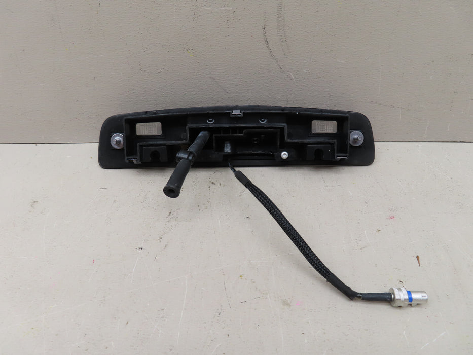 2020 2021 2022 GMC ACADIA REAR LICENSE PLATE LAMP AND CAMERA ASSEMBLY OEM