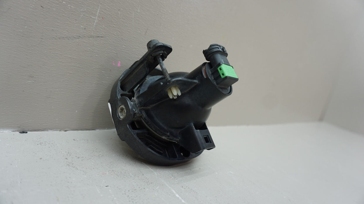 2012-2019 FIAT 500 FRONT FOG LIGHT LAMP OEM 68144162AA