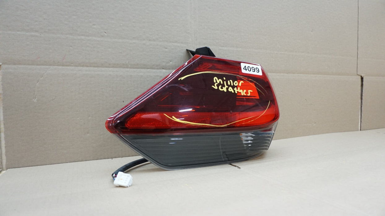 2017-2019 NISSAN ROGUE REAR LEFT DRIVERS SIDE OUTER TAIL LIGHT OEM 17 18 19