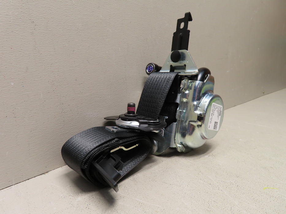NEW GENUINE GENERAL MOTORS SEAT BELT RETRACTOR KIT P#84493995 OEM