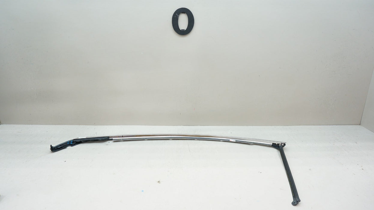 2010-2016 CADILLAC SRX FRONT DRIVER DOOR WINDOW UPPER REVEAL MOLDING 20943557