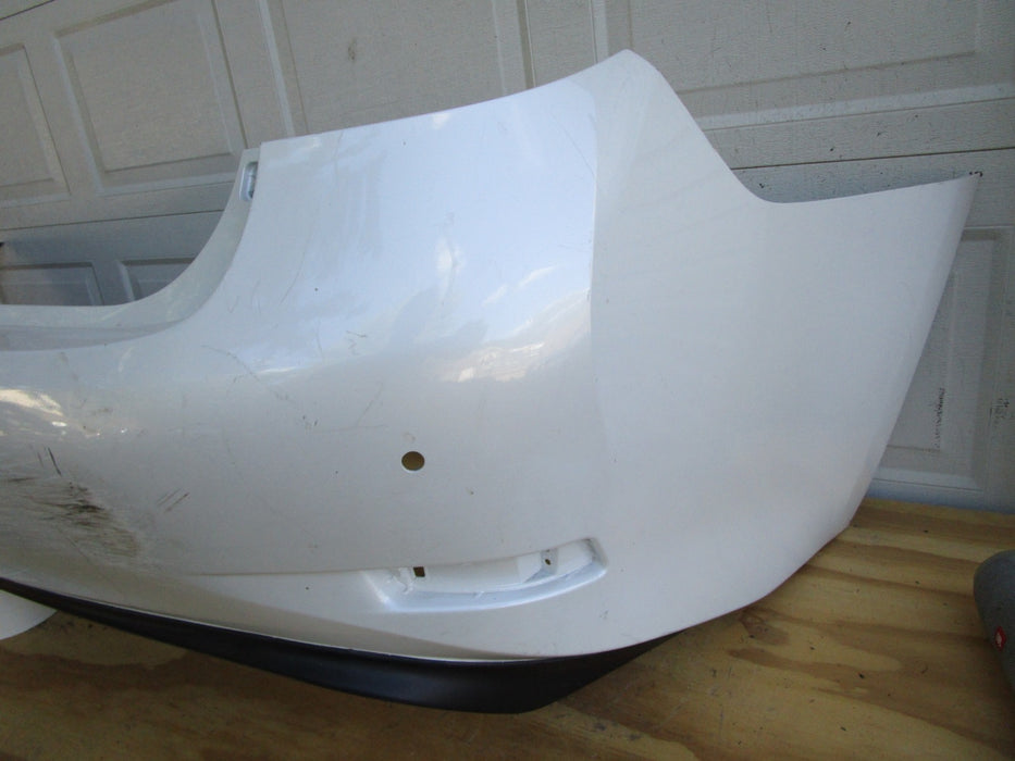 16 17 LEXUS ES350 ES300H REAR BUMPER COVER OEM