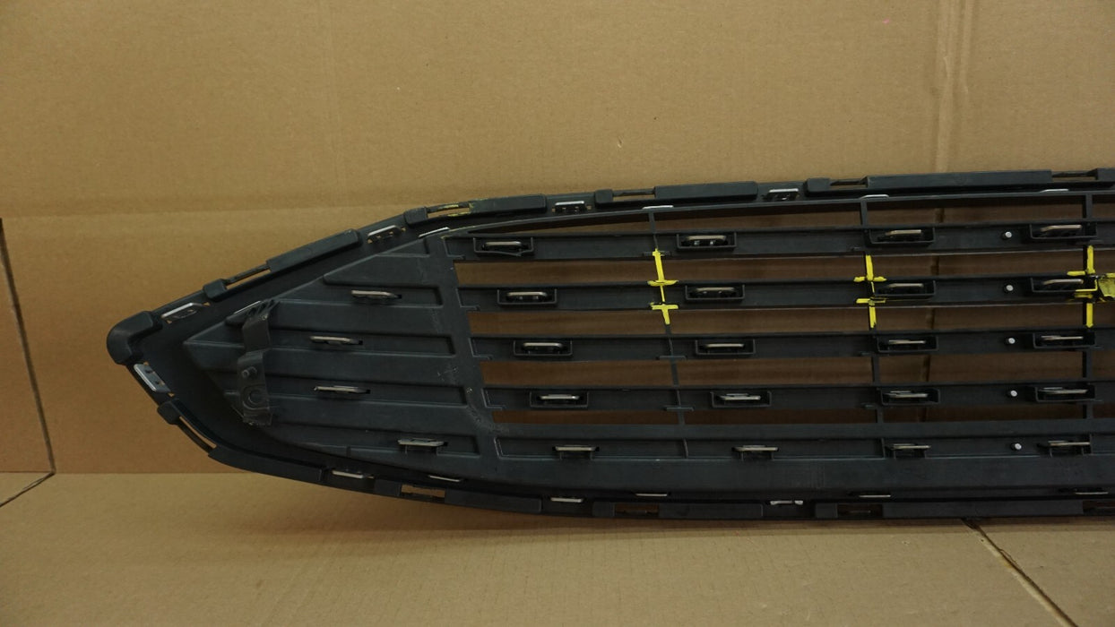 2017-2018 FORD FUSION FRONT BUMPER CENTER GRILL GRILLE OEM HS73-8150-AEW 17 18