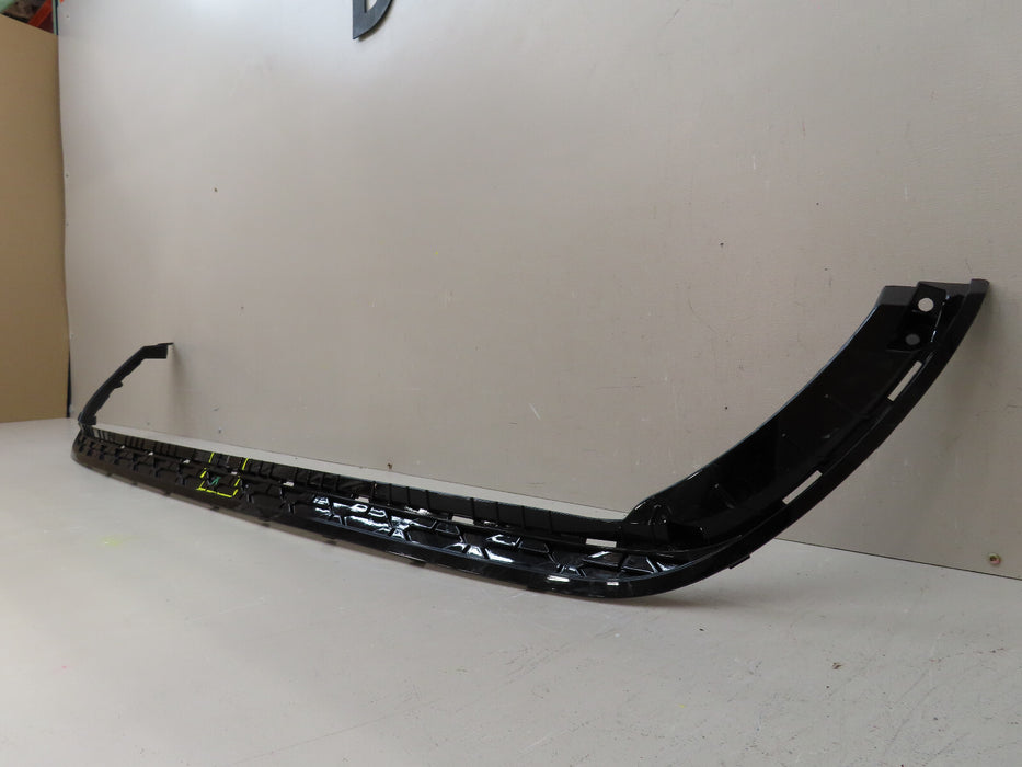 2021-2023 HYUNDAI SANTA FE REAR CENTER BUMPER MOLDING COVER OEM 86696-S2800