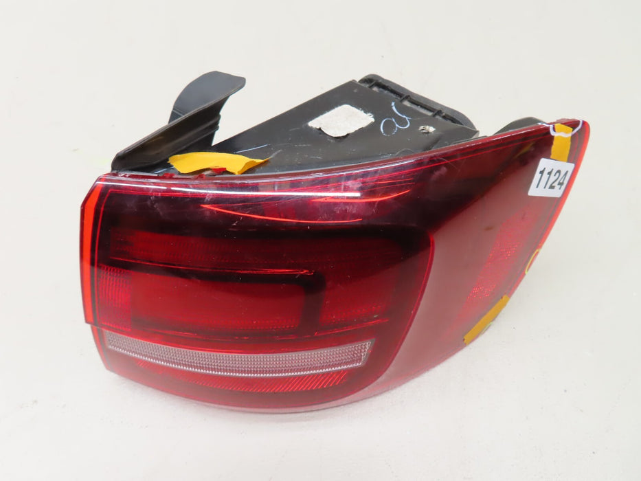 2015-2018 VOLKSWAGEN JETTA REAR RIGHT PASSENGER SIDE OUTER TAIL LIGHT LAMP OEM
