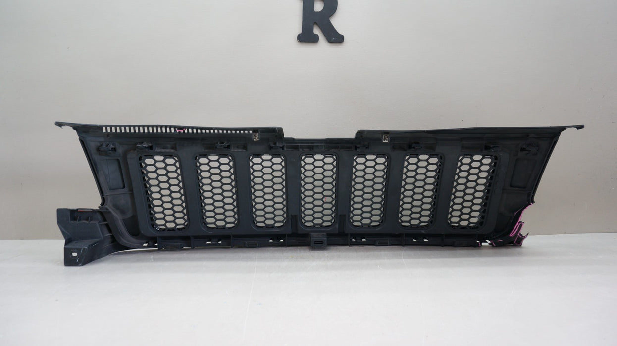 2011-2013 JEEP GRAND CHEROKEE FRONT BUMPER RADIATOR GRILLE OEM