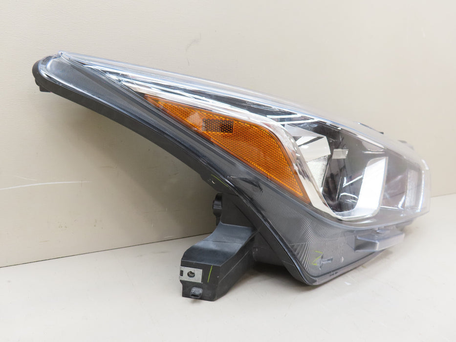 2020-2022 NISSAN VERSA RIGHT PASSENGER SIDE HEADLIGHT HALOGEN AFTERMARKET 9357