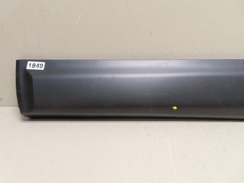2017-2019 NISSAN ROGUE SPORT FRONT LEFT EXTERIOR LOWER DOOR TRIM OEM 80871-DF30A