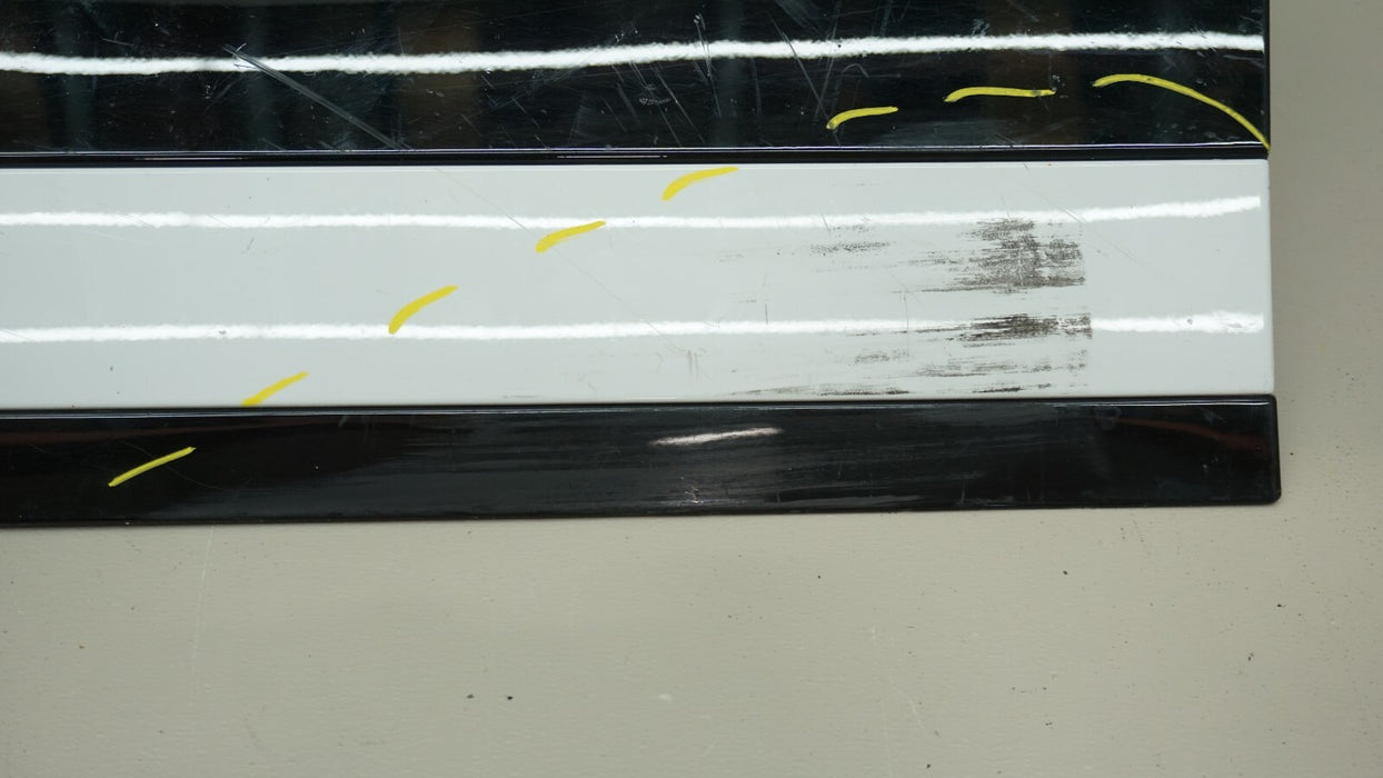 2018-2019 RANGE ROVER VELAR FRONT RIGHT OUTER DOOR TRIM MOLDING OEM JBA2-21064
