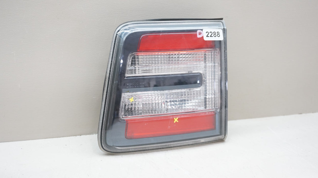 2013-2017 GMC ACADIA REAR RH RIGHT PASSENGER SIDE INNER TAIL LIGHT OEM 23267344