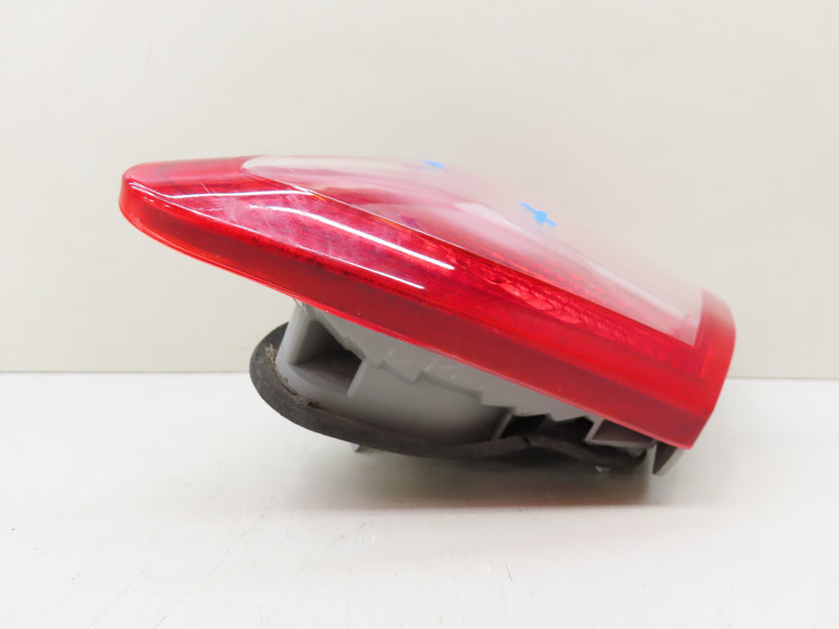 2007-2009 TOYOTA CAMRY REAR RIGHT PASSENGER SIDE TRUNK INNER TAIL LIGHT OEM