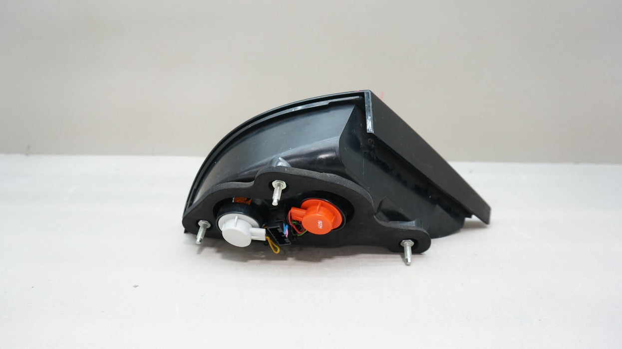 2008-2014 FERRARI CALIFORNIA REAR RIGHT LOWER BUMPER TAIL LIGHT OEM *DAMAGED*