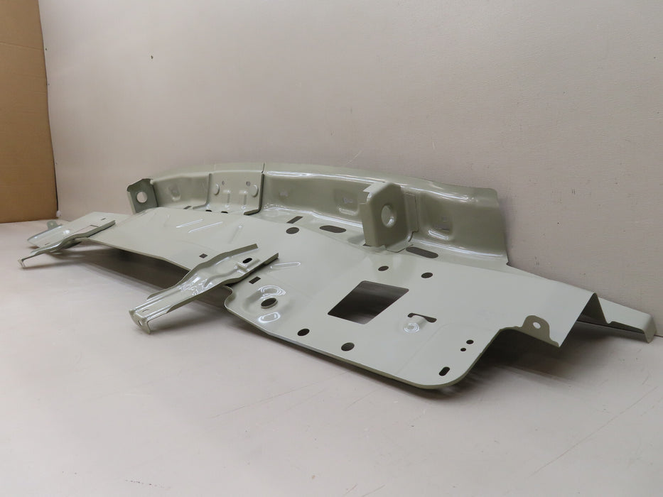 2019 2020 2021 2022 2023 VOLKWAGEN TIGUAN REAR BODY PANEL PLATE OEM 5NL-813-301
