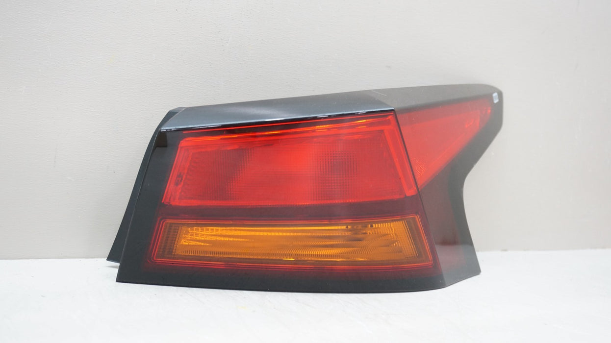 *MINT* 2019-2023 NISSAN ALTIMA REAR RIGHT PASSENGER SIDE TAIL LIGHT AFTERMARKET