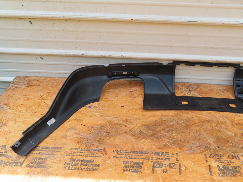 2017-2021 CHEVROLET TRAVERSE REAR LOWER VALANCE BUMPER COVER OEM 84294625