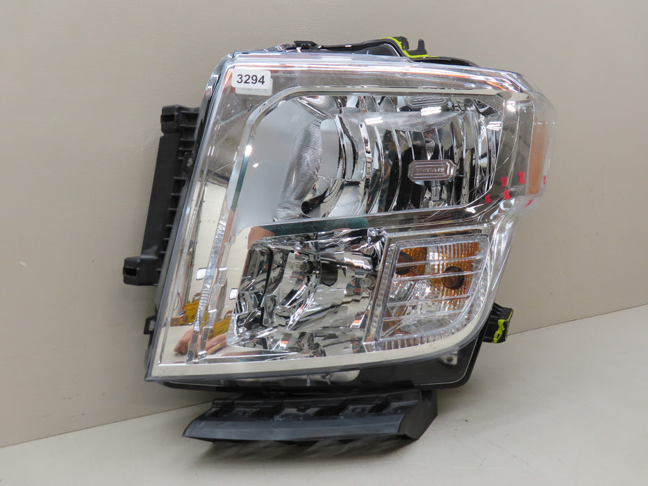 2017-2019 NISSAN TITIAN FRONT LEFT DRIVER SIDE HEADLIGHT OEM