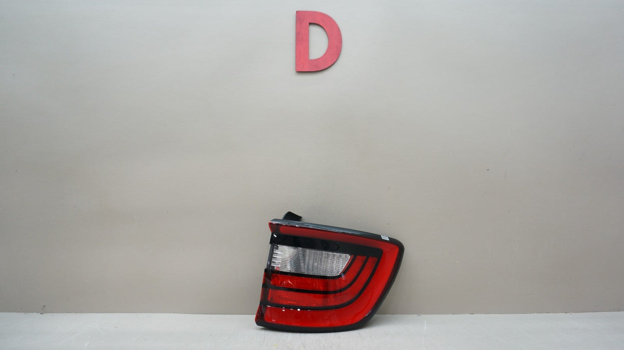 *MINT* 2014-2022 DODGE DURANGO REAR RIGHT PASSENGER SIDE OUTER TAIL LIGHT OEM