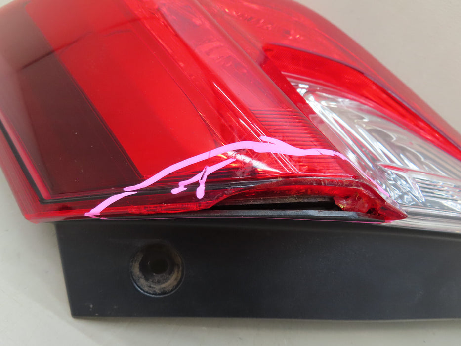 2016-2021 HONDA CIVIC REAR RIGHT PASSENGER OUTER TAIL LIGHT OEM