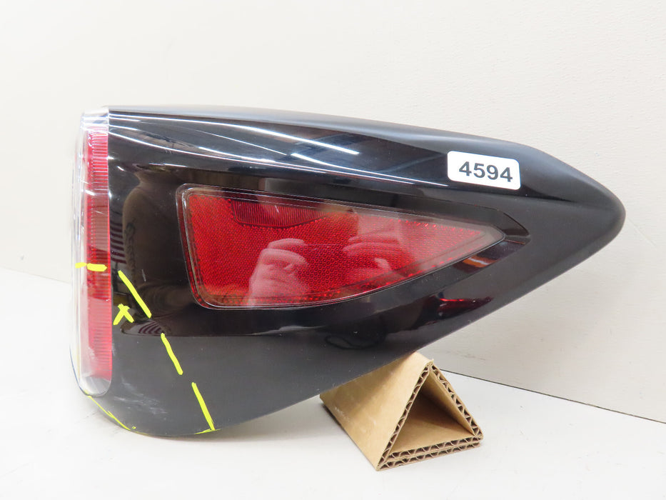 2020-2024 SUBARU OUTBACK REAR RIGHT PASSENGER OUTER SIDE TAIL LIGHT OEM