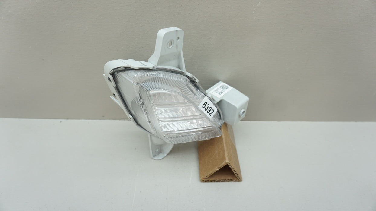 2018-2019 HYUNDAI SONATA FRONT RH RIGHT PASSENGER SIDE RUNNING FOG LIGHT OEM