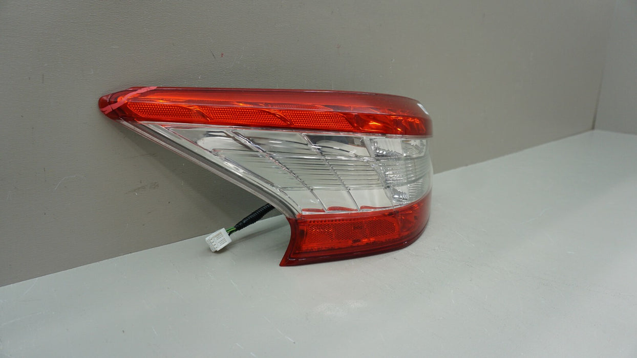 2013-2015 NISSAN SENTRA REAR LH LEFT DRIVER SIDE TAIL LIGHT OEM 166-60276L