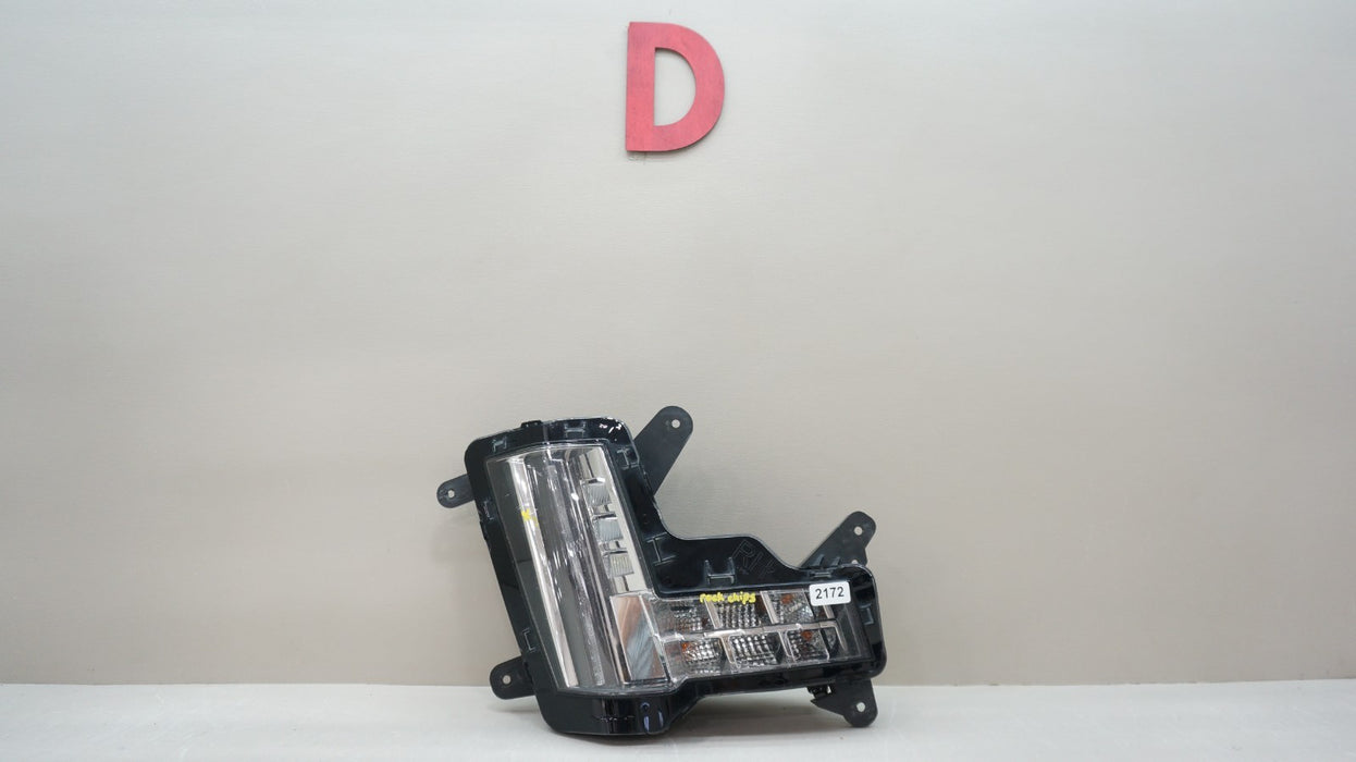 2015-2020 CADILLAC ESCALADE RIGHT PASSENGER SIDE LED FOG LIGHT OEM84018689