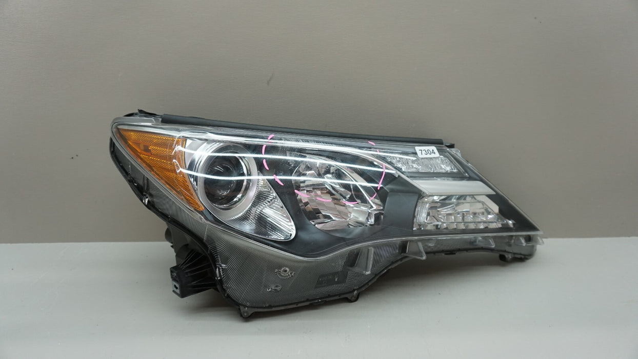 2013-2015 TOYOTA RAV4 FRONT RIGHT PASSENGER SIDE HEADLIGHT HALOGEN OEM 2014