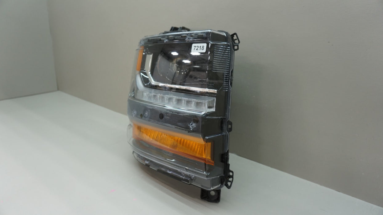 2016-2018 CHEVROLET SILVERADO 1500 FRONT RIGHT PASSENGER SIDE HEADLIGHT LAMP OEM