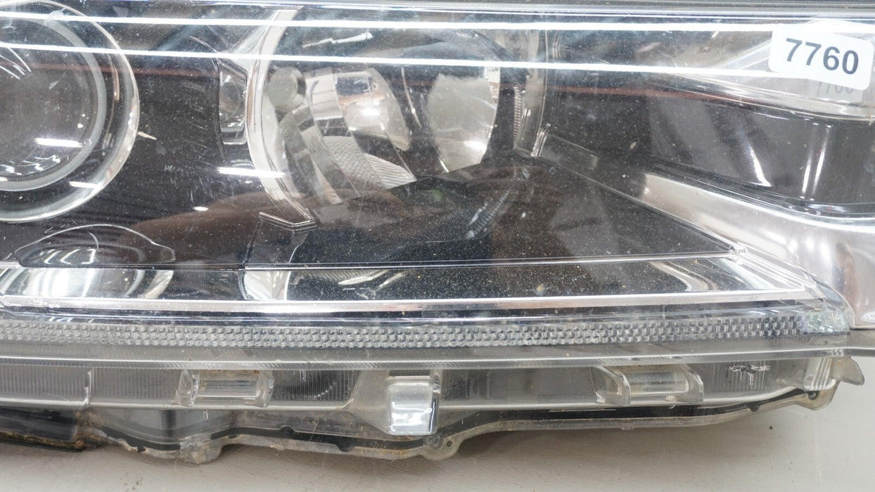 2017-2019 TOYOTA HIGHLANDER FRONT RH RIGHT PASSENGER SIDE HALOGEN HEADLIGHT OEM