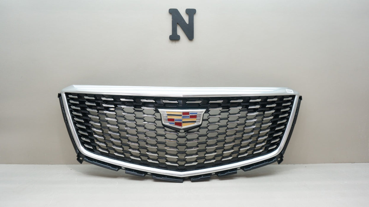 2020-2025 CADILLAC XT5 FRONT BUMPER RADIATOR GRILLE OEM 84724564 *NEW*