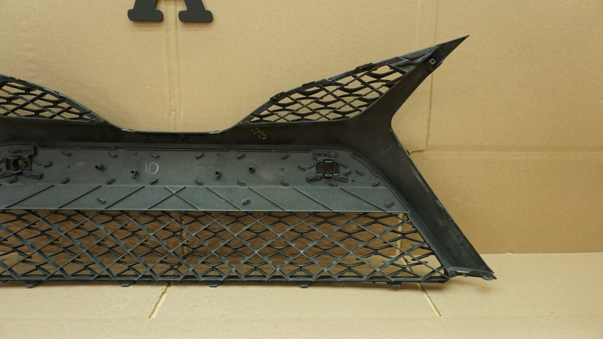 2018-2020 TOYOTA CAMRY SE XSE FRONT LOWER BUMPER GRILLE GRILL OEM 53113-06130/40