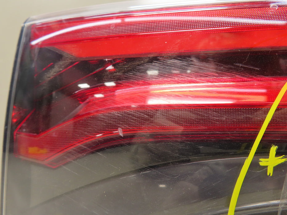 2016 2017 2018 TOYOTA RAV4 LEFT LH INNER GATE MOUNTED TAIL LIGHT OEM