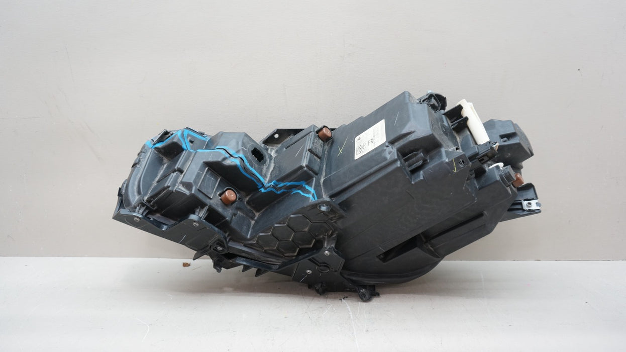 2021-2023 CHRYSLER PACIFICA FRONT RIGHT PASSENEGER SIDE LED HEADLIGHT OEM