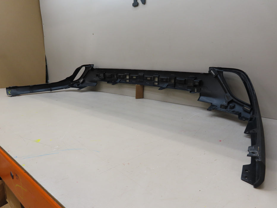 2020 2021 TOYOTA HIGHLANDER REAR LOWER BUMPER COVER OEM 52129-0E110