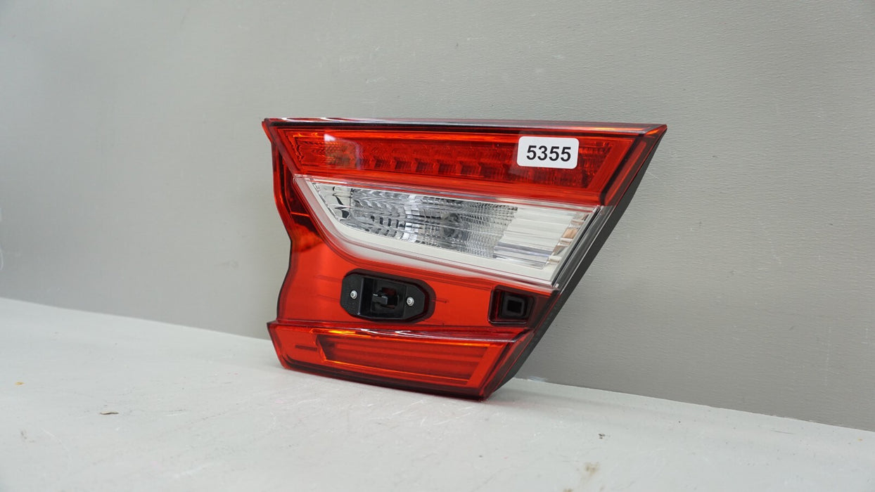 2018-2019 HONDA ACCORD REAR RIGHT SIDE INNER TAIL LIGHT LAMP OEM 34150-TVA-A013