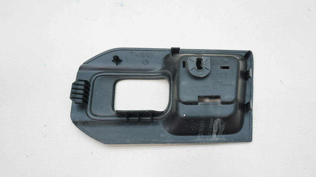 2013-2018 DODGE RAM 1500 2500 RIGHT SIDE DOOR HANDLE BEZEL TRIM OEM 1WD58TRM