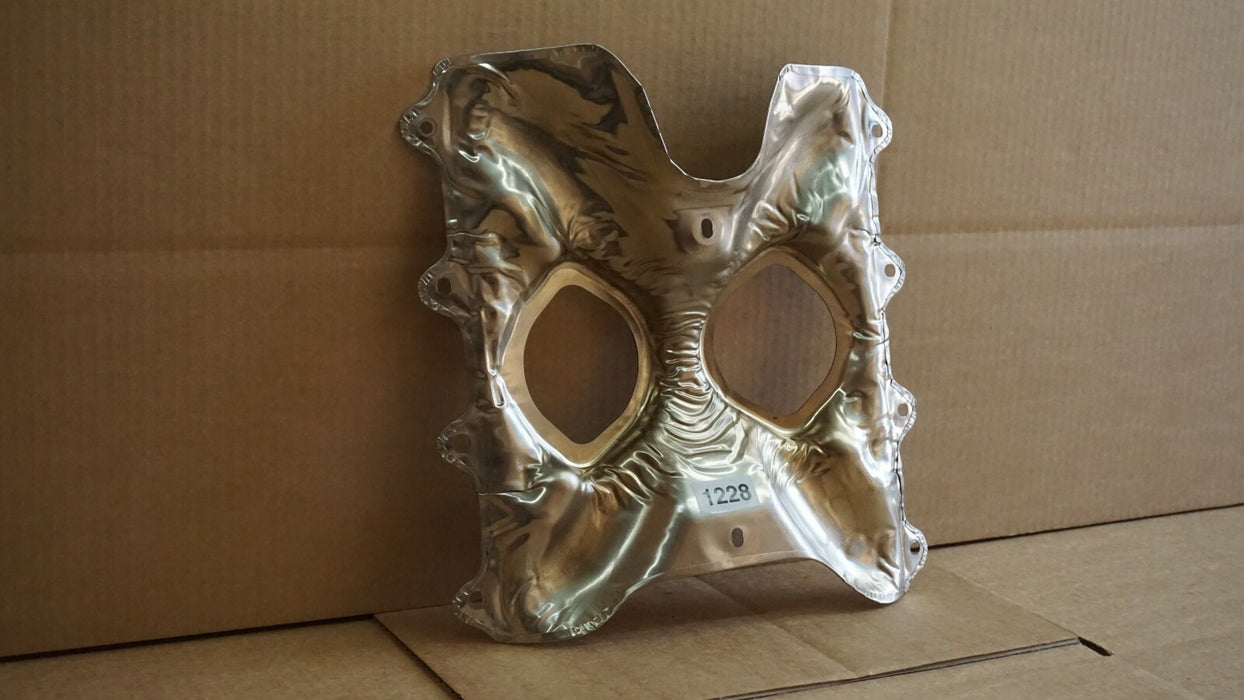 2016-2020 MERCEDES C63 AMG W205 4.0L V8 M177 EXHAUST MANIFOLD HEAT SHILED OEM