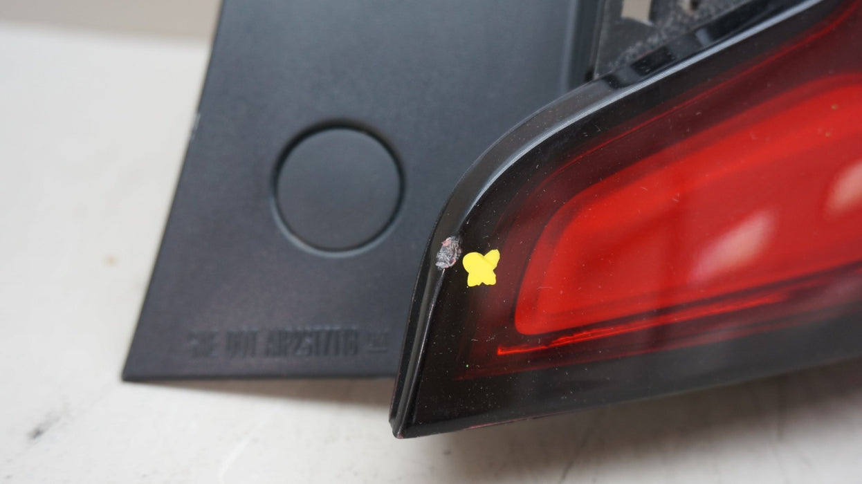 2018-2021 GMC TERRAIN RH RIGHT REAR TAIL LIGHT 84379498 OEM