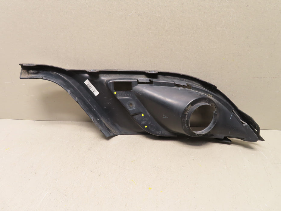 2014-2020 DODGE DURANGO RIGHT PASSENGER SIDE FOG LIGHT LAMP BEZEL OEM 08871124