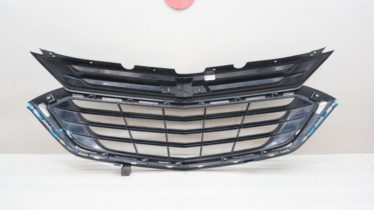 2018-2021 CHEVROLET EQUINOX FRONT BUMPER RADIATOR GRILLE OEM 84150748