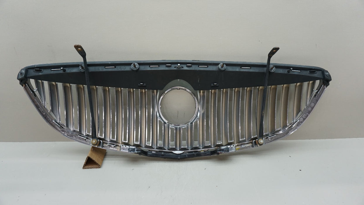 2008-2012 BUICK ENCLAVE FRONT CENTER RADIATOR GRILLE OEM 15297924